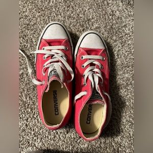 Red/pink converse All Star
